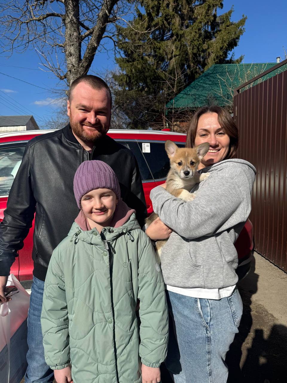 Happy dog mom testimonial for trusted puppy breeder